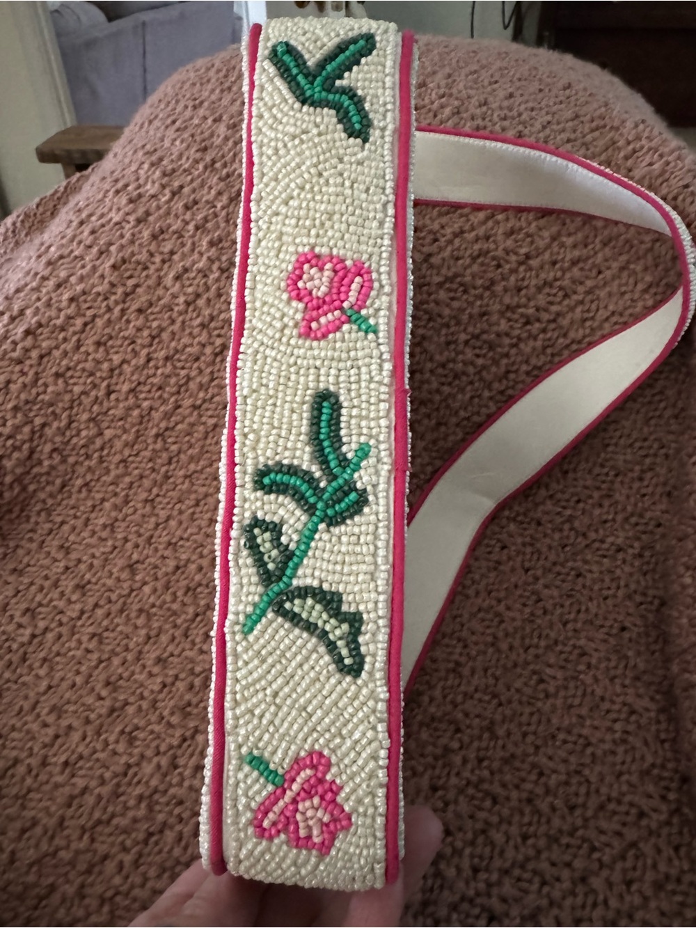 Beaded Floral Crossbody Bag in White, Pink & Green NWT - Picture 3 of 5